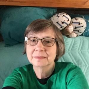 Meet your Posher, Lois